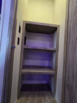 
										2022 Forest River ARCTIC WOLF 3990 SUITE full									