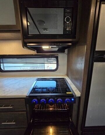 
								2021 Dutchmen COLEMAN 262BH full									