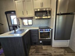 
										2022 CROSSROADS CRUISER AIRE 32BH full									