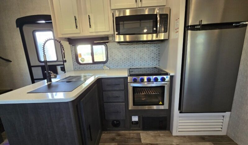 
								2022 CROSSROADS CRUISER AIRE 32BH full									