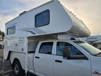 2023 ADVENTURER 86FB