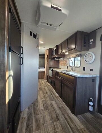 
								2019 Keystone HIDEOUT 21FQWE full									