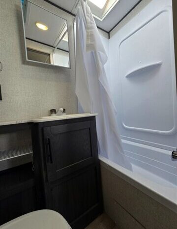 
								2021 Dutchmen ASPEN TRAIL 2180RDWE full									