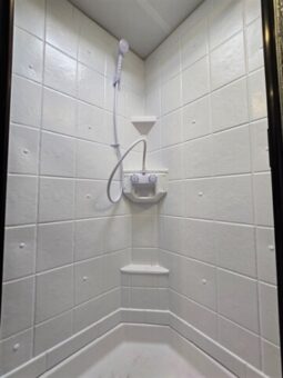 
										2022 Prime Time AVENGER 27RKS full									