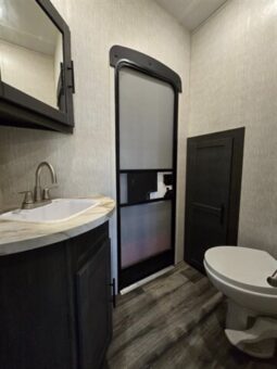 
										2022 CROSSROADS CRUISER AIRE 32BH full									