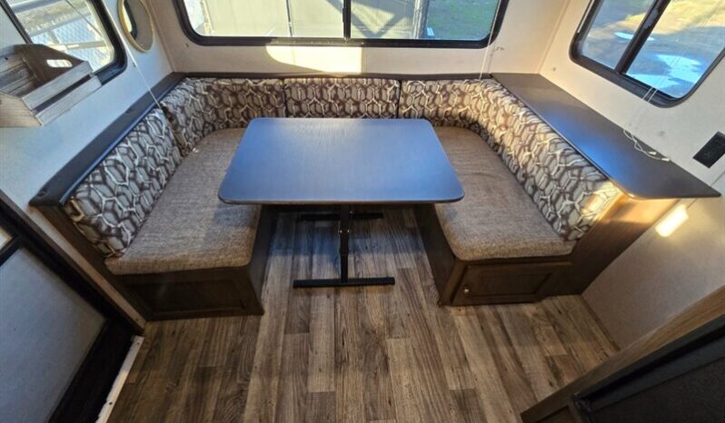 
								2019 Keystone HIDEOUT 21FQWE full									