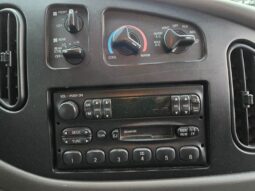 
										2001 Ford E-Series E-350 SD XL full									