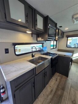 
										2021 Dutchmen ASPEN TRAIL 2180RDWE full									