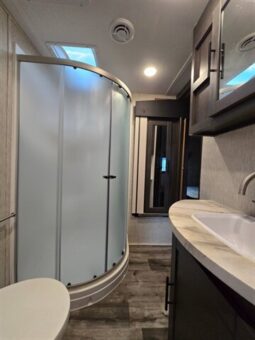 
										2022 CROSSROADS CRUISER AIRE 32BH full									