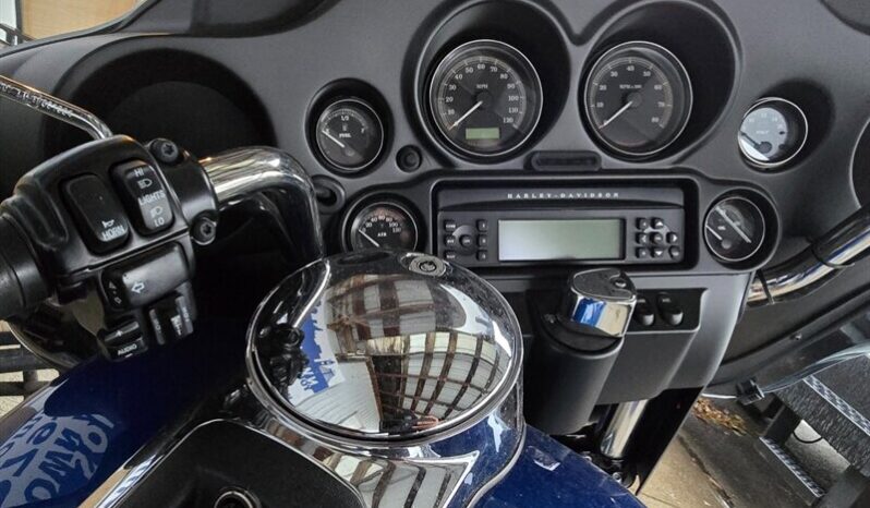 
								2010 Harley-Davidson FLHTCU ULTRA CLASSIC full									