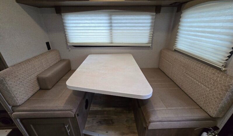 
								2023 ADVENTURER 86FB full									