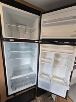 
										2022 Prime Time AVENGER 27RKS full									