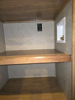 
										2017 Keystone Montana 3820FK full									