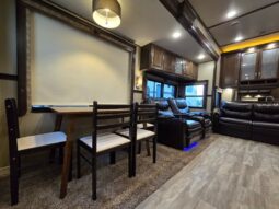 
										2018 Grand Design SOLITUDE ST344GK full									