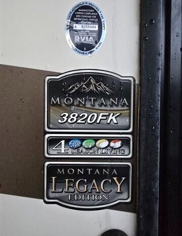 
								2017 Keystone Montana 3820FK full									