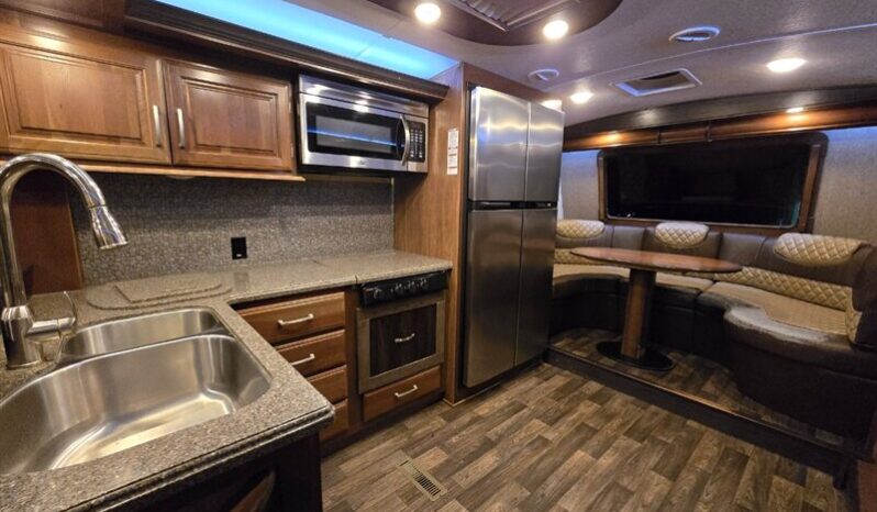 
								2017 Keystone Montana 3820FK full									