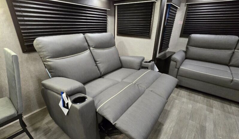 
								2022 Jayco JAY FLIGHT 34RSBS full									