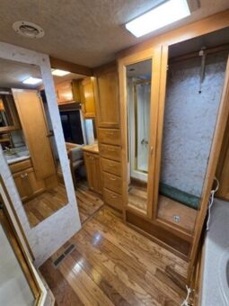 
										1998 Safari TREK 2830 full									