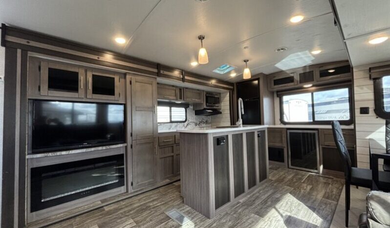 
								2022 Keystone SUNSET TRAIL 285CK full									