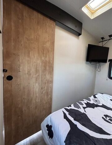 
								2023 Keystone SPRINGDALE 240BH full									