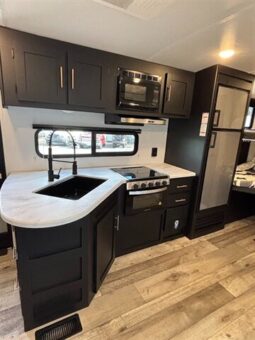 
										2023 Keystone SPRINGDALE 240BH full									