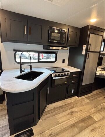 
								2023 Keystone SPRINGDALE 240BH full									