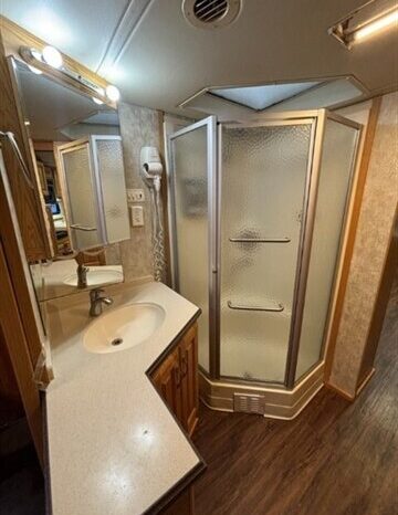 
								2004 Holiday Rambler endeavor 38bpdd full									