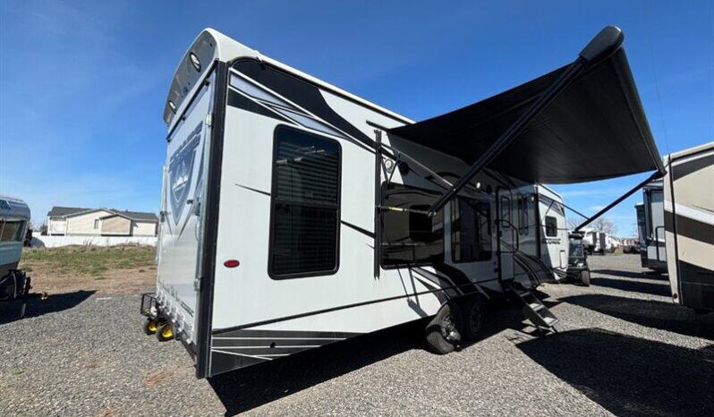 
								2023 Eclipse Iconic 2814SG full									