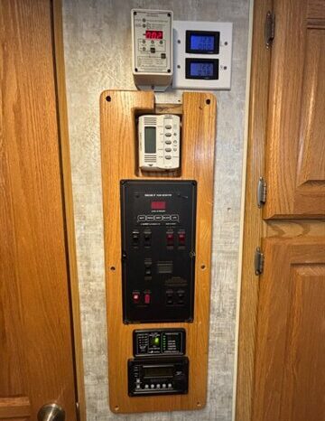 
								2004 Holiday Rambler endeavor 38bpdd full									