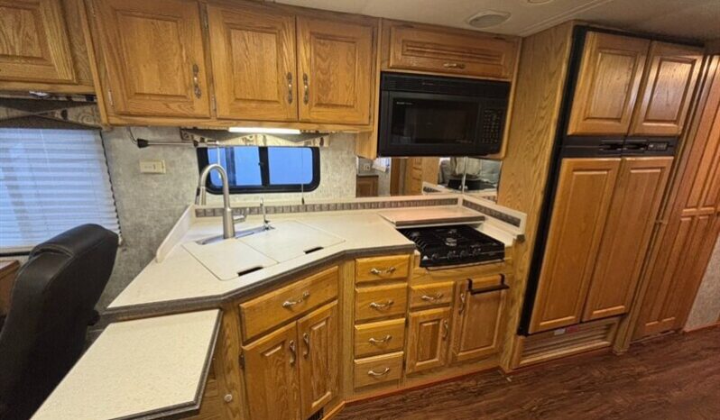 
								2004 Holiday Rambler endeavor 38bpdd full									