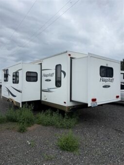 
										2013 Forest River Flagstaff Lite 830RBSS full									