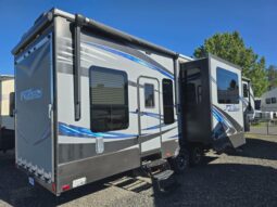 
										2016 Keystone fuzion fz371 full									