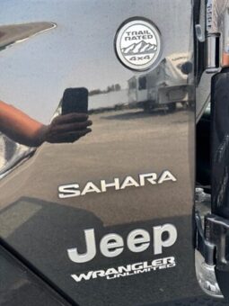 
										2018 Jeep Wrangler Unlimited Sahara full									