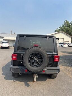 
										2018 Jeep Wrangler Unlimited Sahara full									