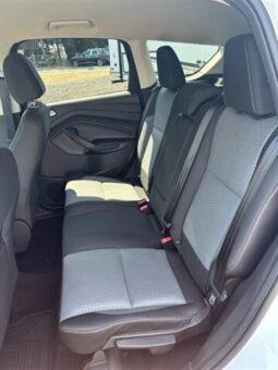 
										2017 Ford Escape SE full									