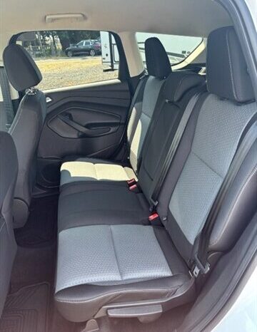 
								2017 Ford Escape SE full									
