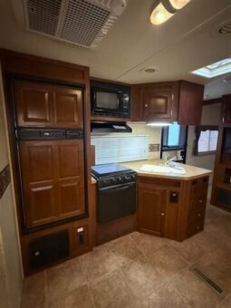 
										2013 Forest River Flagstaff Lite 830RBSS full									