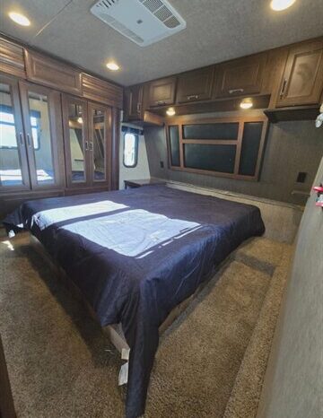 
								2016 Keystone fuzion fz371 full									