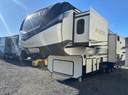 
										2020 Keystone Alpine 3120RS full									