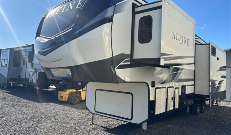 
								2020 Keystone Alpine 3120RS full									