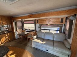 
										2006 Bigfoot 35LX full									