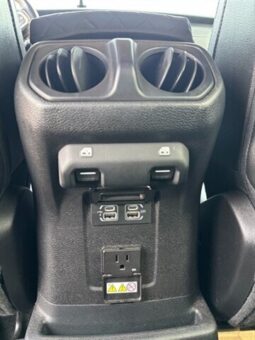 
										2018 Jeep Wrangler Unlimited Sahara full									