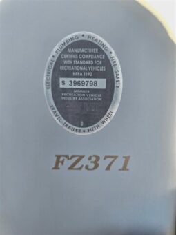 
										2016 Keystone fuzion fz371 full									