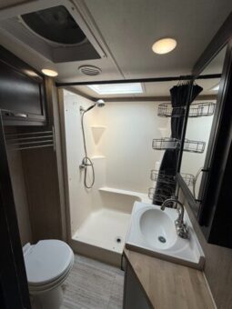 
										2018 Grand Design Momentum 398M full									