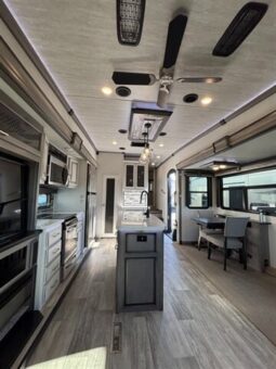 
										2021 Keystone MONTANA 3120RL full									