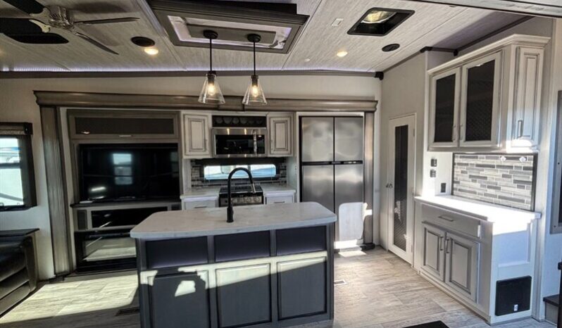 
								2021 Keystone MONTANA 3120RL full									