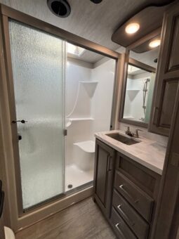 
										2021 Keystone MONTANA 3120RL full									