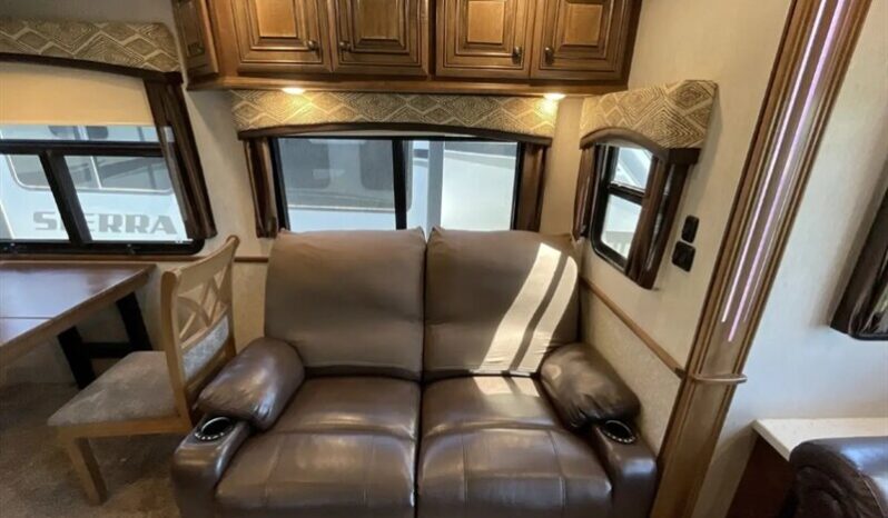 
								2018 Heartland Bighorn 3270RS full									
