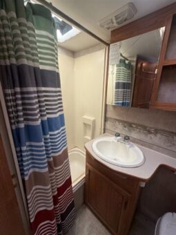 
										2006 Fleetwood Wilderness 270FQS full									