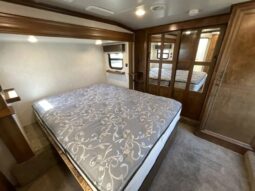 
										2018 Heartland Bighorn 3270RS full									